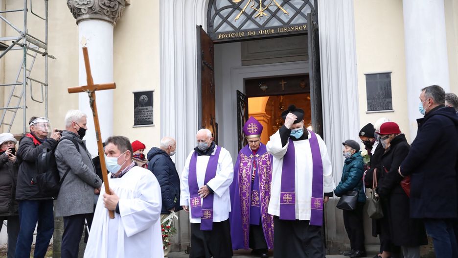 Negatywne oceny Kościoła katolickiego