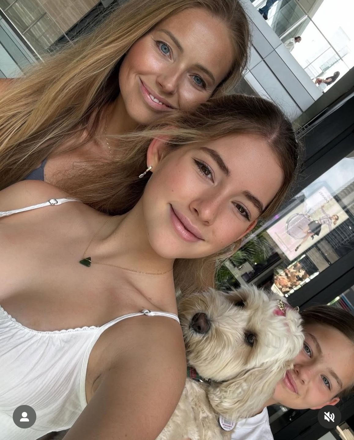 Agata Rubik z córkami