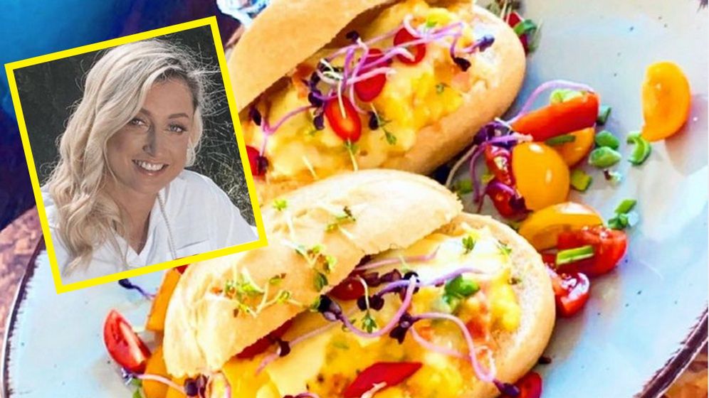 Jajecznica zapiekana w bułce wg Justyny Żyły.