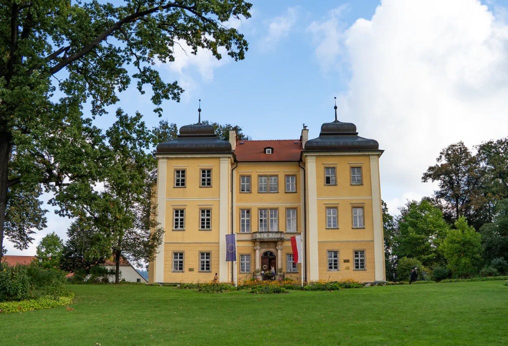 Pałac został odnowiony z wielkim poszanowaniem jego historii