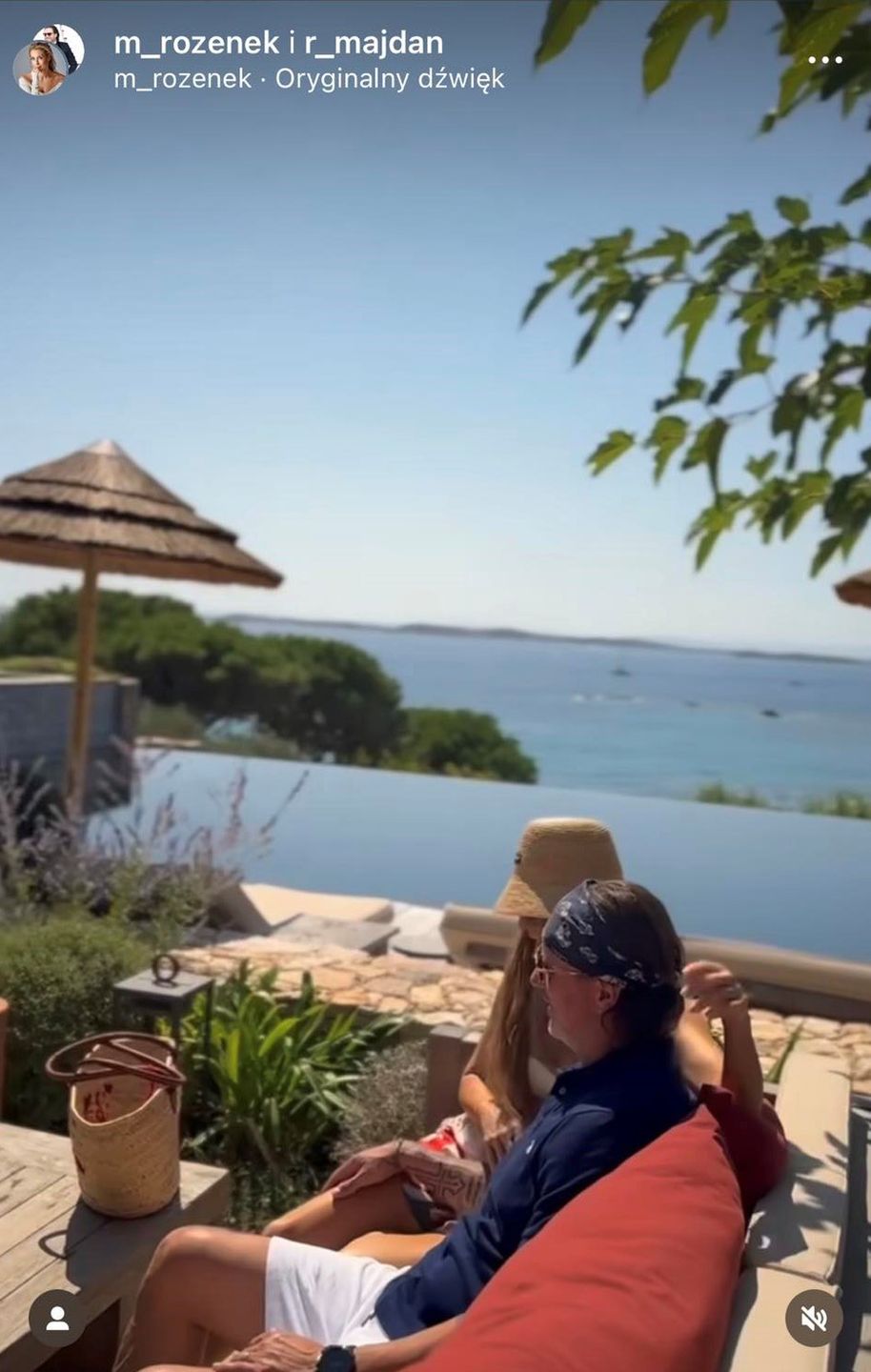 Małgorzata Rozenek w bikini wtula się w Radosława Majdana