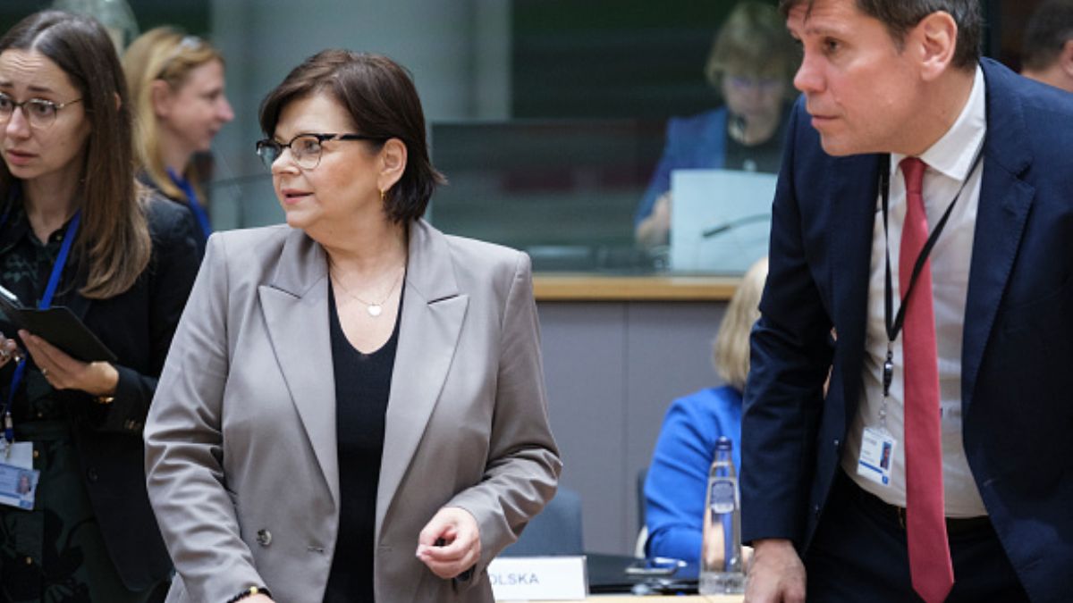 1 lipca, na wniosek MZ, Rada Ministrów zadecyduje, czy przyjąć projekt ustawy o szpitalach