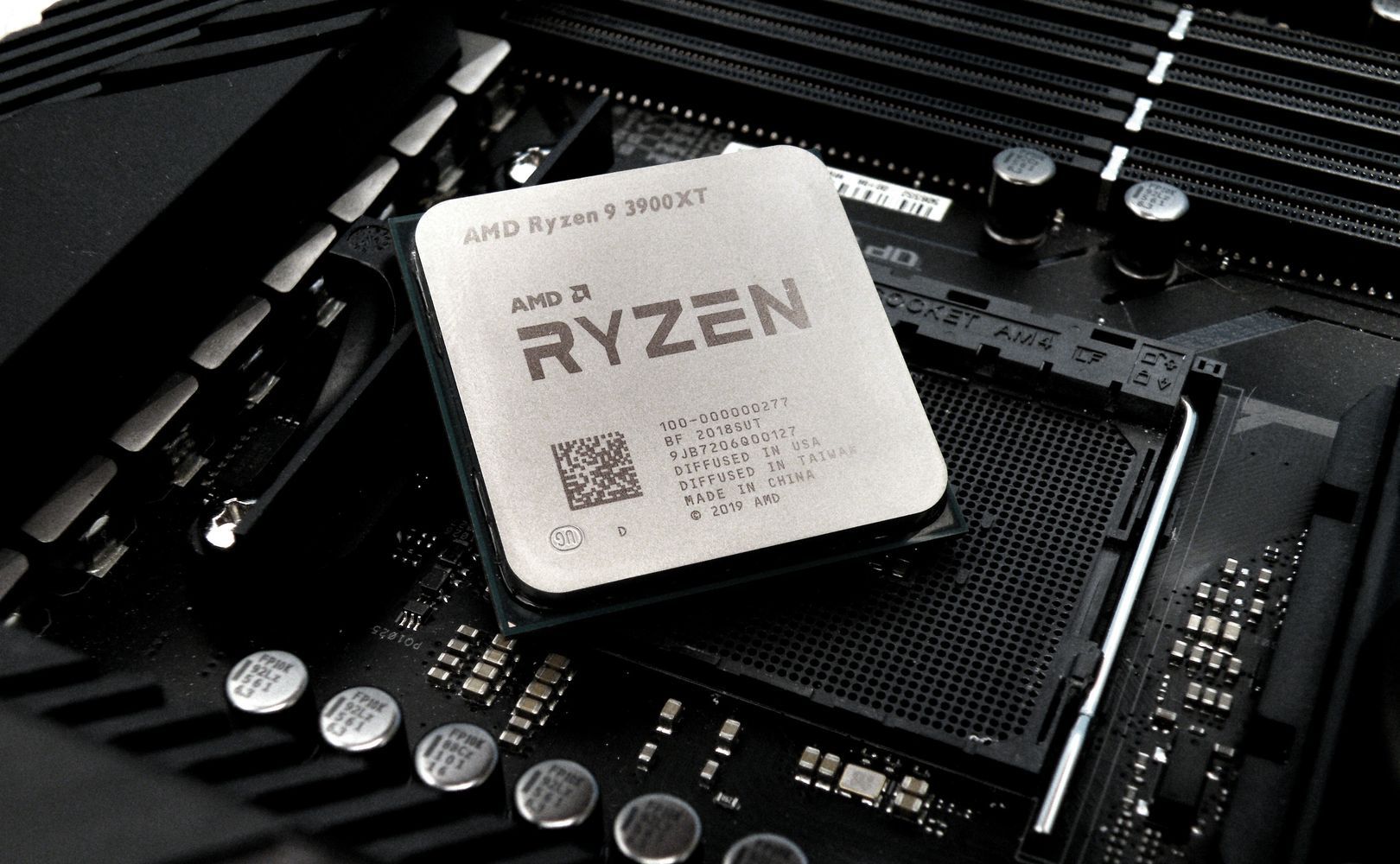 Procesor AMD Ryzen 9 5900X pod gniazdo AM4