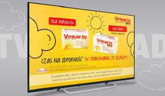Vitrum D3 reklamuje się hasłem "Odporność w opakowaniu ze słońcem"