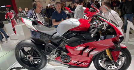 Ducati Panigale V4 SP2 30° Anniversario 916, czyli kolejna dobra okazja do świętowania