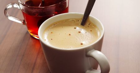Dodaję odrobinę do herbaty. Po takim napoju czuję się o wiele lepiej niż po kawie