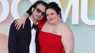 Lena Dunham PO RAZ PIERWSZY została MAMĄ. Dziecko urodziła surogatka (FOTO)