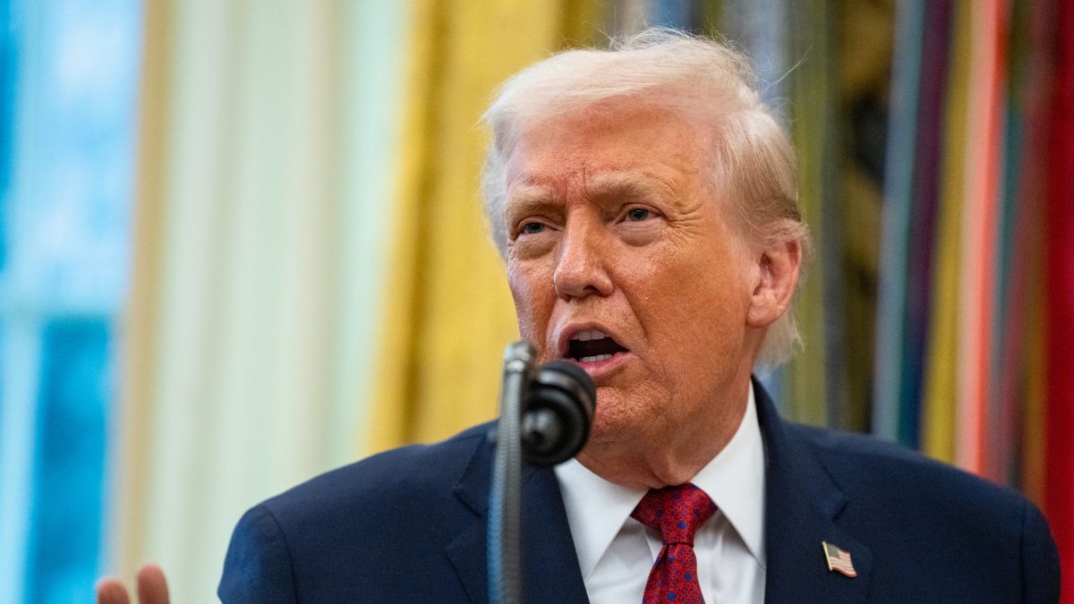 US President Donald Trump speaks during a Mexican Border Defense medal presentation in the Oval Office of the White House in Washington, DC, US, on Monday, Dec. 15, 2025. Trump said he was classifying fentanyl as a "weapon of mass destruction" in his latest push to ratchet up pressure on Latin America over drug trafficking. Photographer: Bonnie Cash/UPI/Bloomberg via Getty Images