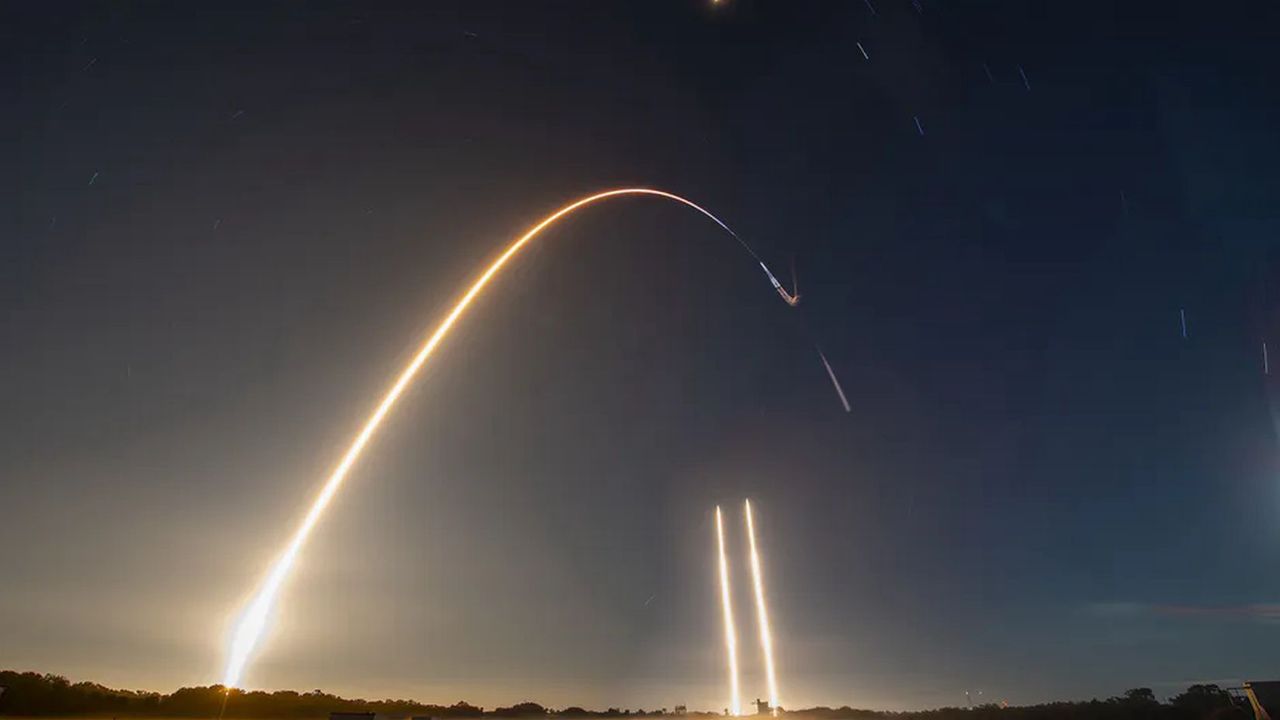 China launches 18 satellites to rival SpaceX and Starlink