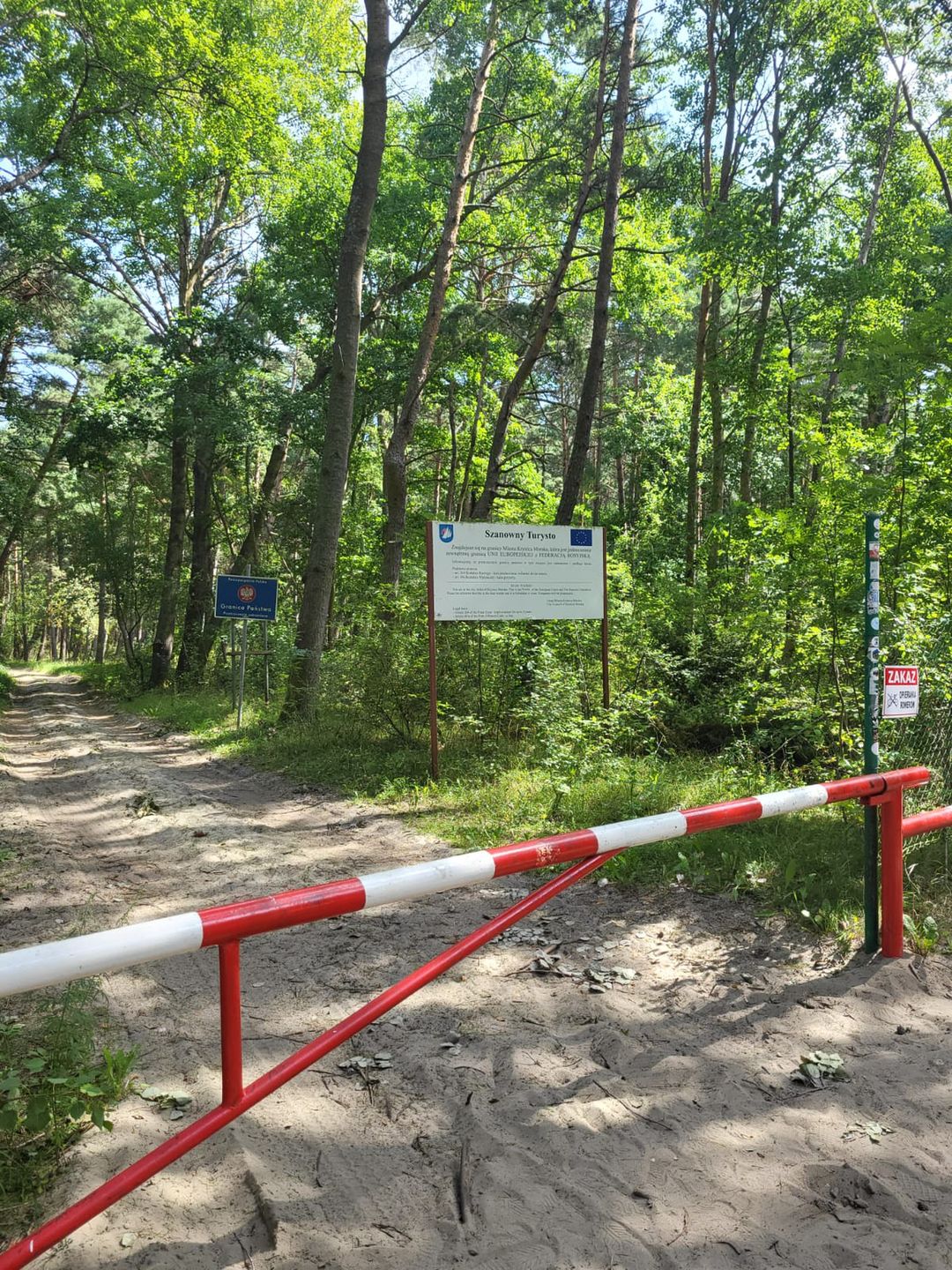 Ostrzeżenia są na każdym kroku
