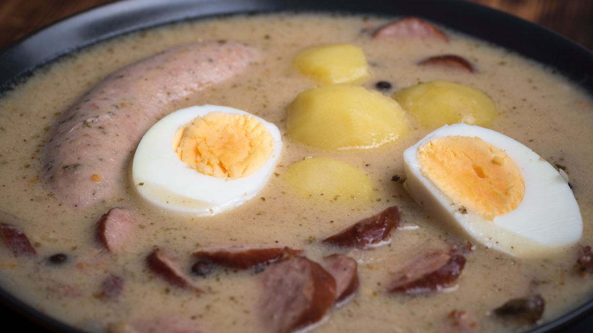 To obowiązkowy dodatek żurku 