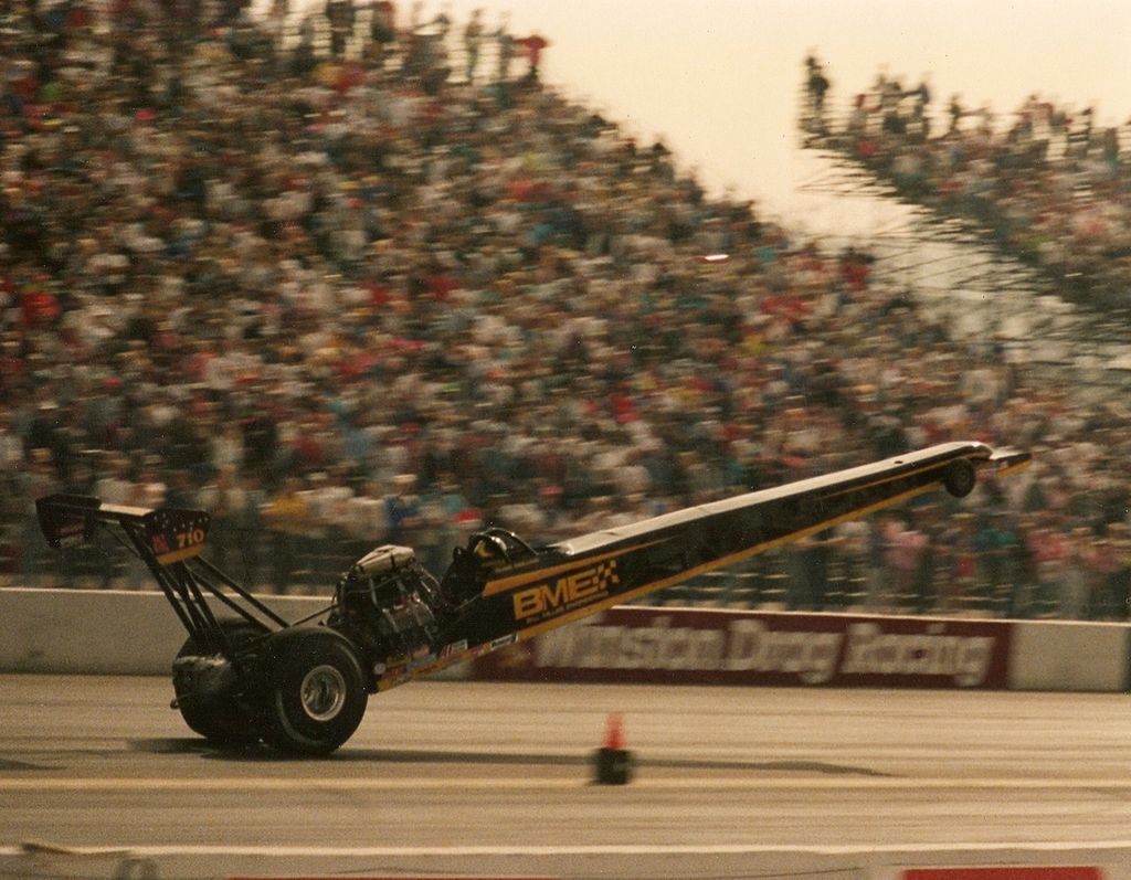 Top Fuel dragster (fot. ATOMIC Hot Links na lic. CC)
