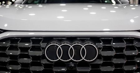 Okazało się, że auto kupiły dwie inne osoby. Przekręt na audi z USA