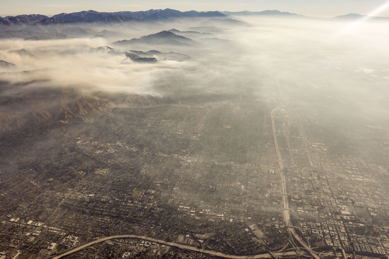 Całe dzielnice niemal zniknęły. Przerażający widok w Los Angeles