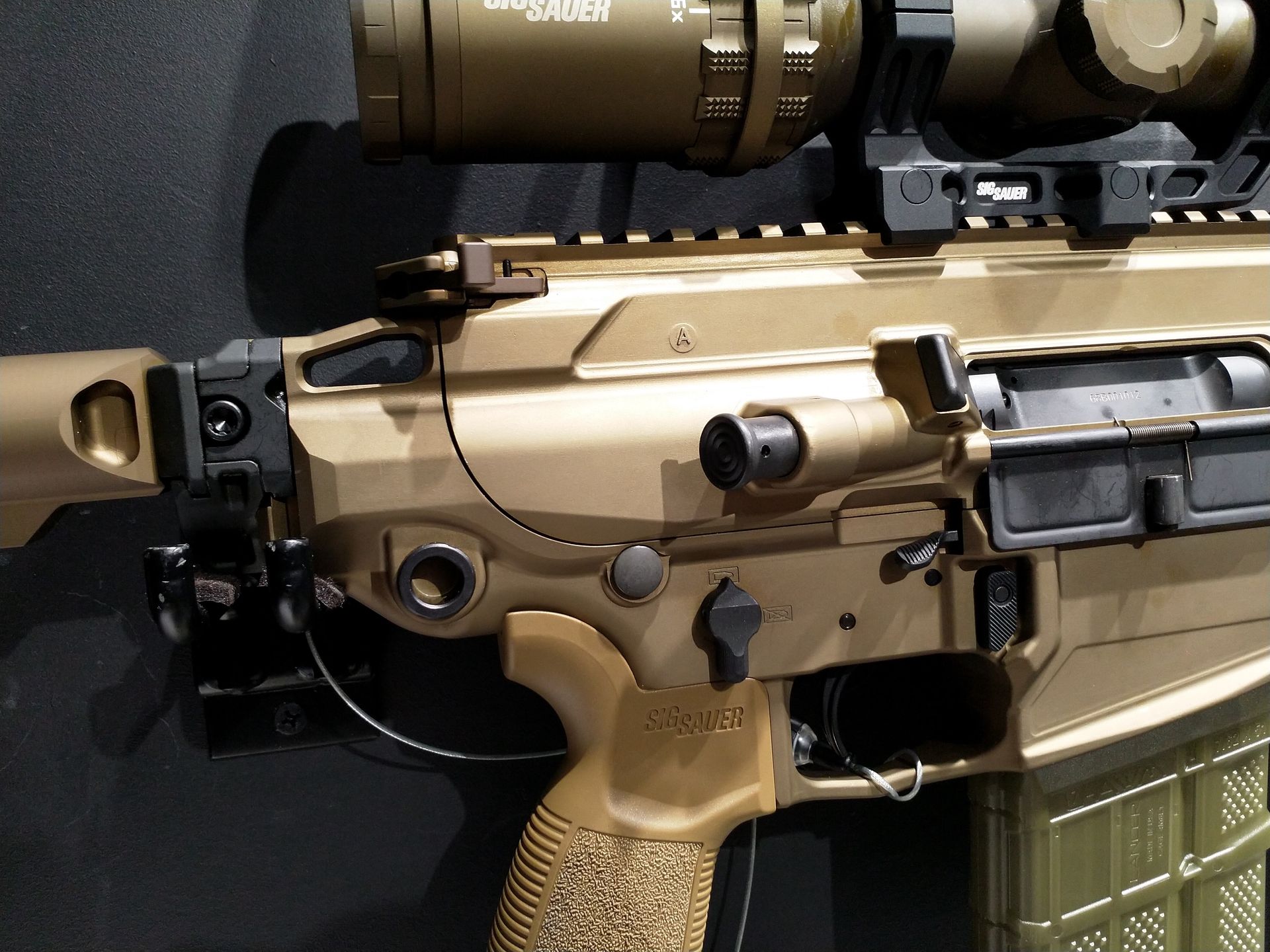 Nowy SIG Sauer MCX-SPEAR z programu NGSW na targach MSPO.