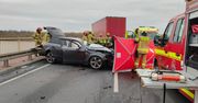 Wyszogród: Czołowe zderzenie audi i ciężarowej scanii na moście