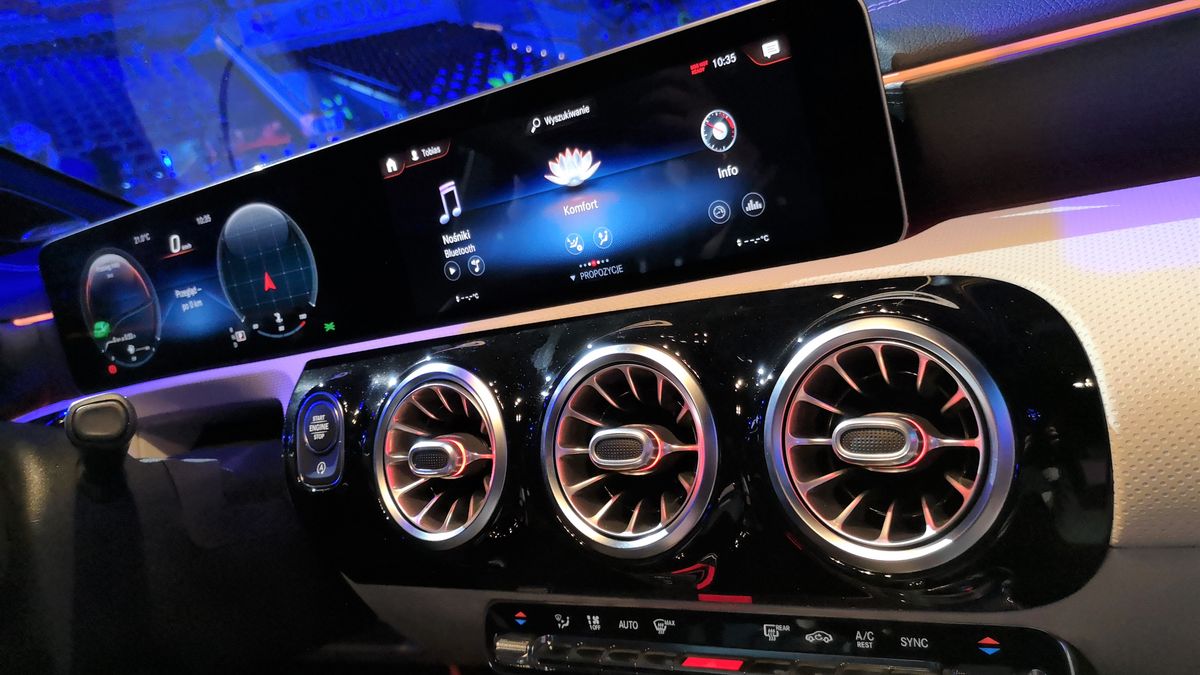 Nowoczesne samochody są naszpikowane elektroniką, fot. Oskar Ziomek