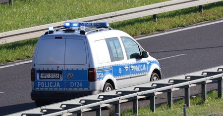 Wypadek na DK 82 w Łęcznej. Zderzyły się trzy samochody, jedna osoba ranna