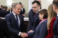 Premier Donald Tusk i minister finansów Andrzej Domański
