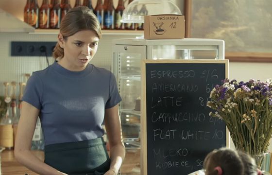 Mleko kobiece do kawy w kampanii na rzecz chorych noworodków (wideo)