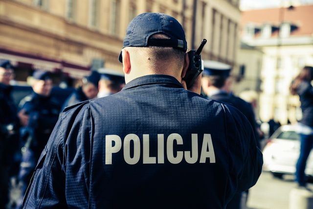 Amator darmowego alkoholu w rękach policji