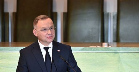 Koniec wojny o ambasadorów? "Prezydent gotowy do rozmów z rządem"