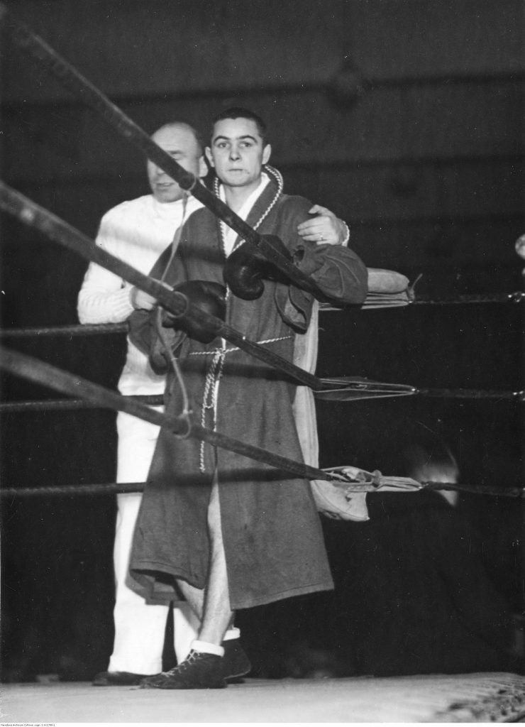 Zygmunt Koziołek był jednym z uczestników turnieju bokserskiego w Berlinie, który zakończył się skandalem fot. NAC/domena publiczna