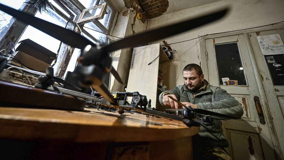 ZAPORIZHZHIA REGION, UKRAINE - MARCH 08, 2024 - A serviceman assembles a reusable bomber drone, Zaporizhzhia, south-eastern Ukraine.  (Photo credit should read Dmytro Smolienko / Ukrinform/Future Publishing via Getty Images)