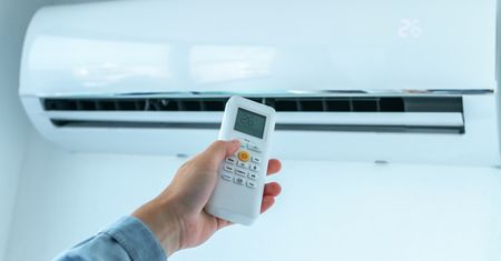 Jaka powinna być optymalna temperatura w domu podczas upałów? O tym pamiętaj