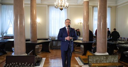 Okrągły Stół znika z Pałacu. To nie była decyzja Nawrockiego?