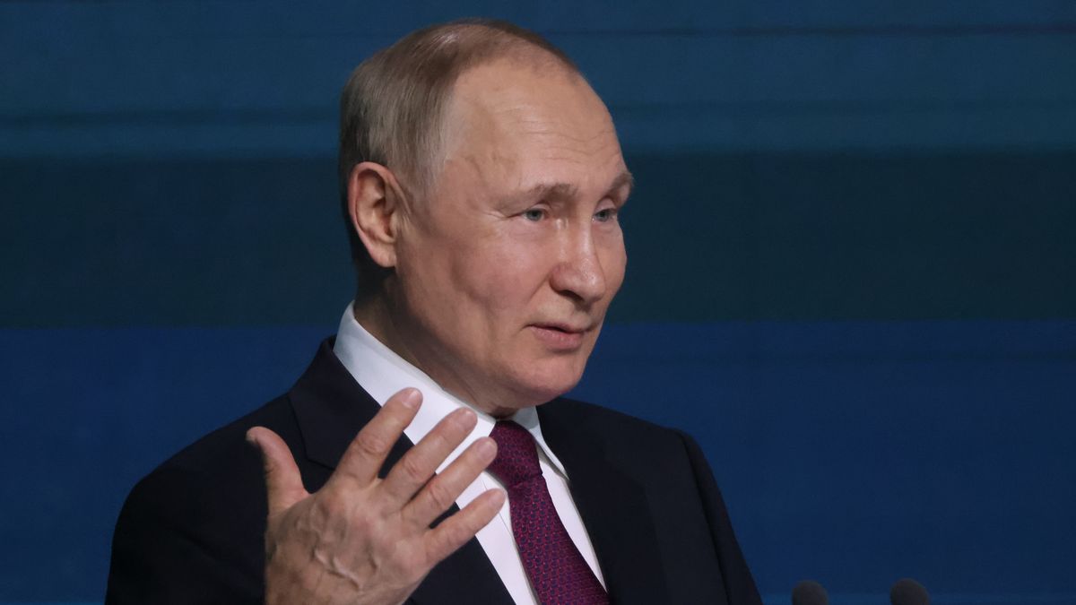 MOSCOW, RUSSIA - NOVEMBER 24 (RUSSIA OUT) Russian President Vladimir Putin gestures during the AIJ 2022 (Artifical Intelligence Journey) Conference, November,24,2022, in Moscow, Russia. President Putin delivered a speech at the conference, hosted by Sberbank, whose SWIFT was blocked by Western sanctions due to the Russian military invasion on Ukraine. (Photo by Contributor/Getty Images)