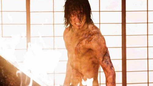 Krew tu, krew tam [zwiastun] 1