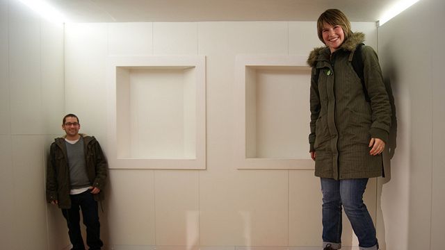 Iluzja optyczna sprawi, że poczujesz się mały jak lalka Barbie 1