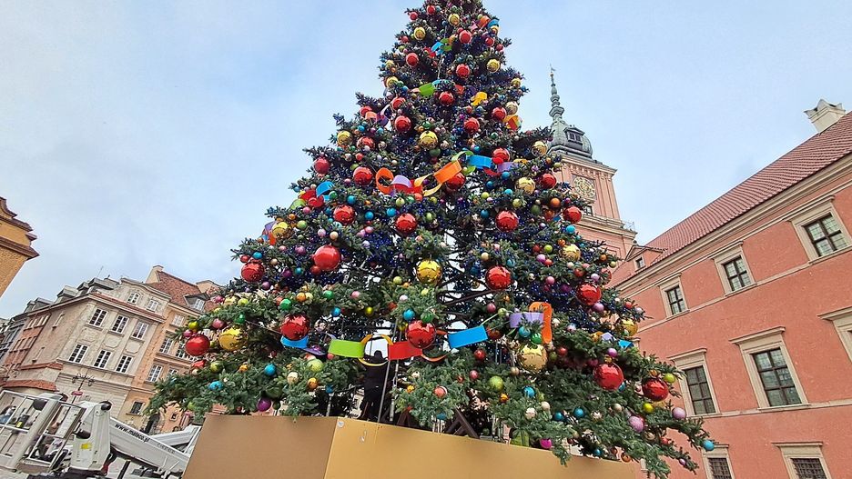 Choinka i świecidełka