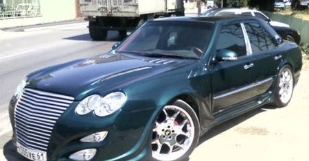 Rosyjski (pseudo)tuning: Mercedes klasy E