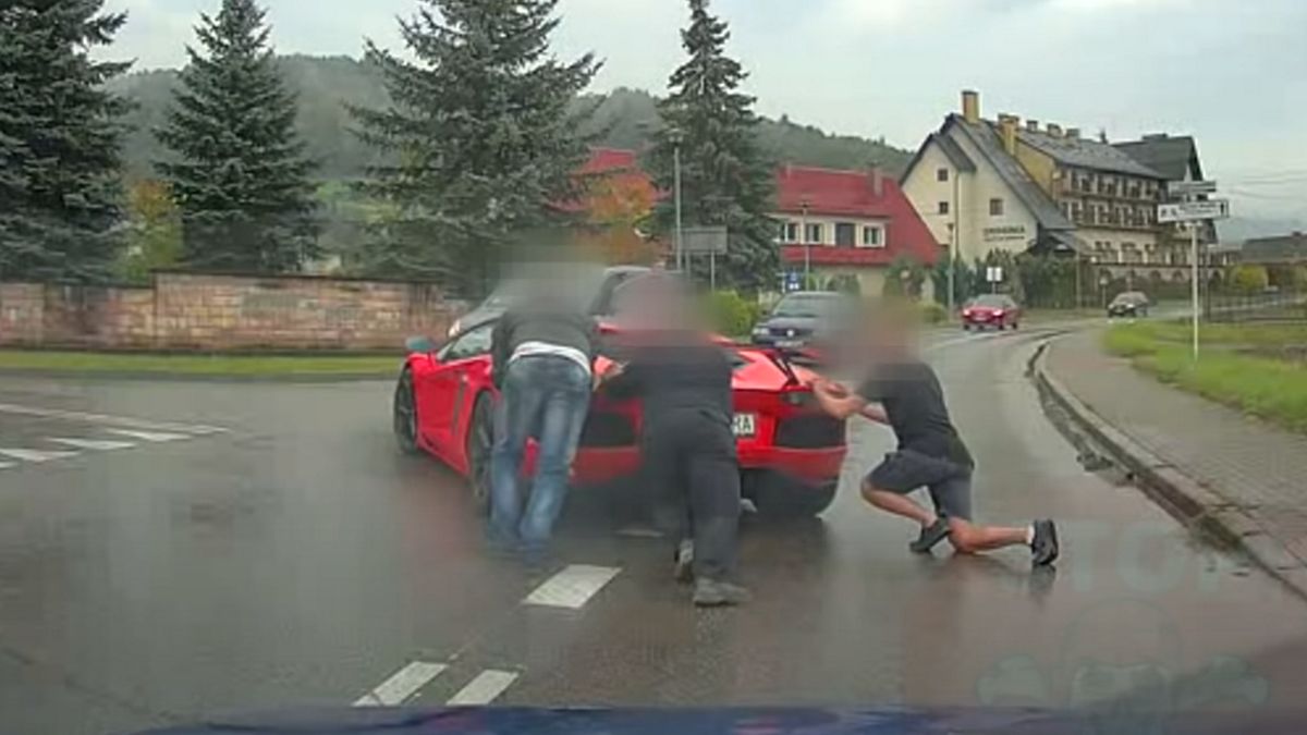 Lamborghini potrzebowało pomocy
