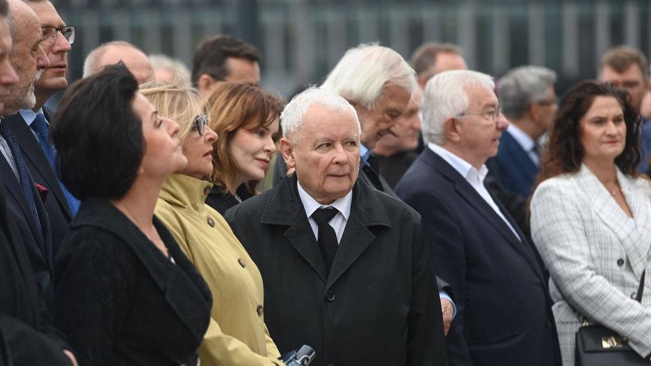 Jarosław Kaczyński na obchodach miesięcznicy katastrofy