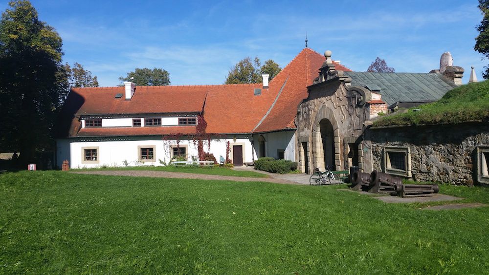 Jak z pomocą smartfonu zdobywać warownie? 19