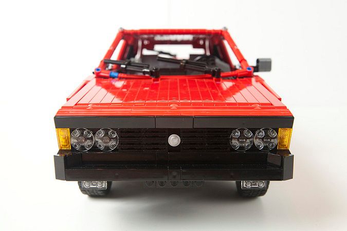 Film dnia: Zdalnie sterowany Polonez z... klocków Lego! 1
