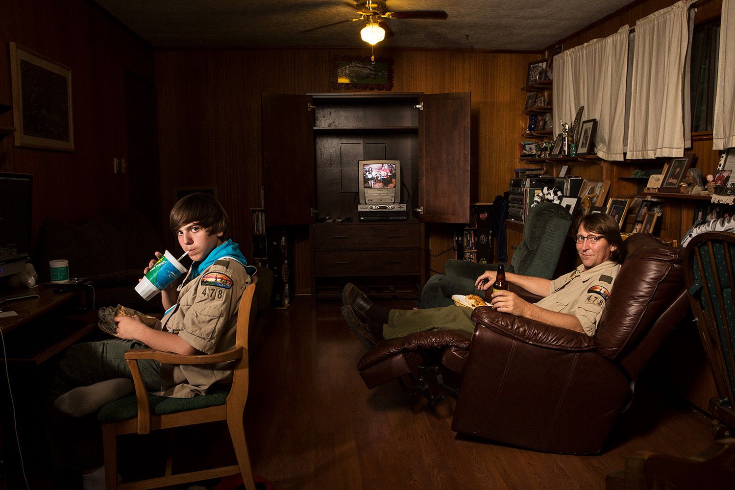 Dokumentalne portrety pokazują zwyczaje ludzi podczas kolacji w dni powszednie 10