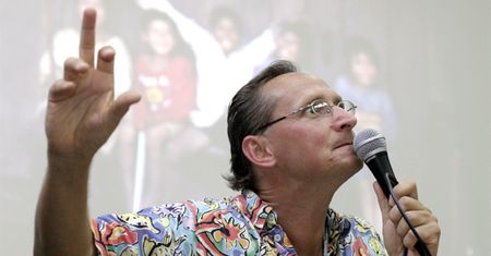 Cejrowski o kibicach: "Taką polskością CHCE MI SIĘ RZYGAĆ!"