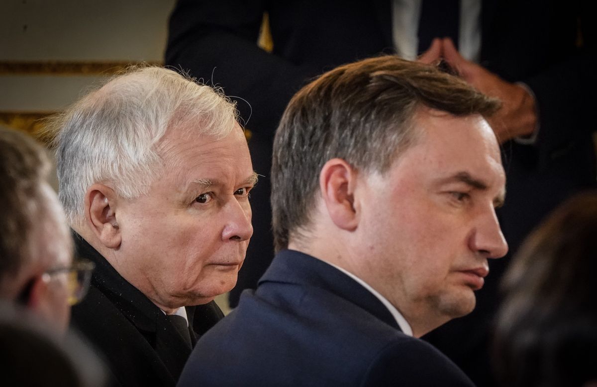 Sondaż. Jarosław Kaczyński i Zbigniew Ziobro