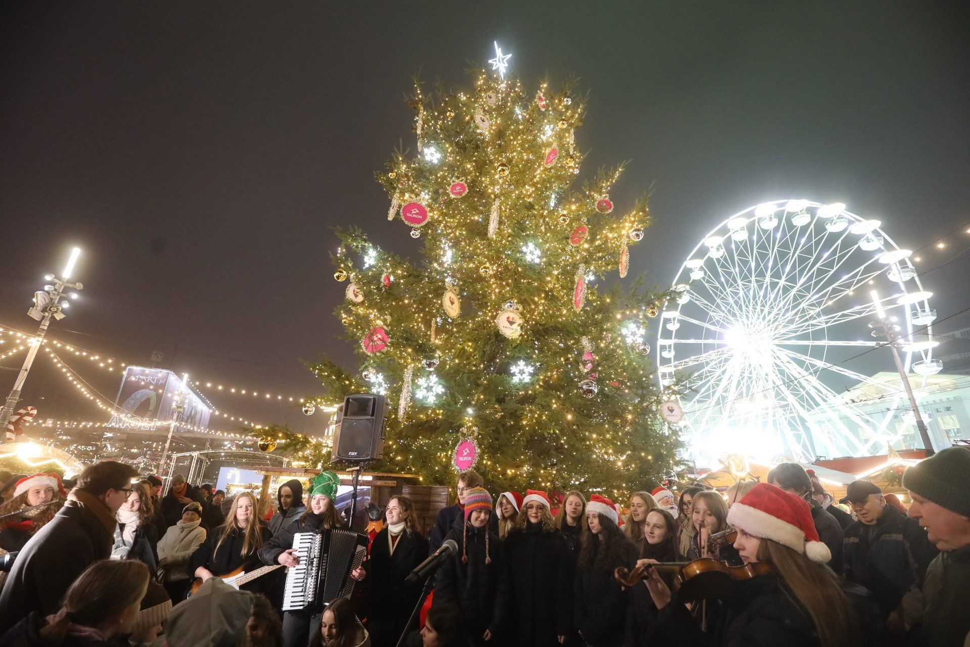Rozświetlenie choinki na rynku w Katowicach