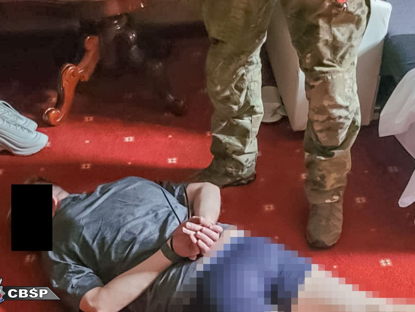 CBŚP rozbiło gang sutenerów. Zatrzymano 18 osób