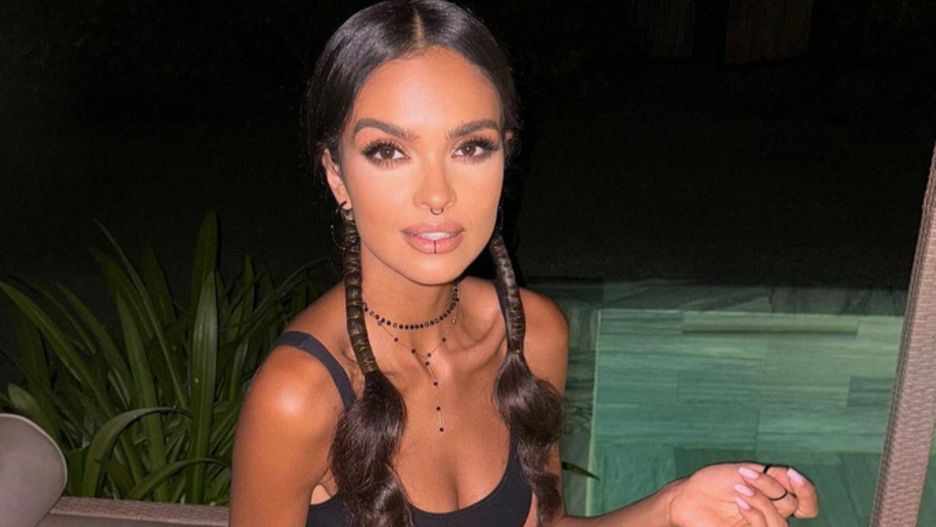 Klaudia El Dursi jest gospodynią programu randkowego "Hotel Paradise" w TVN7