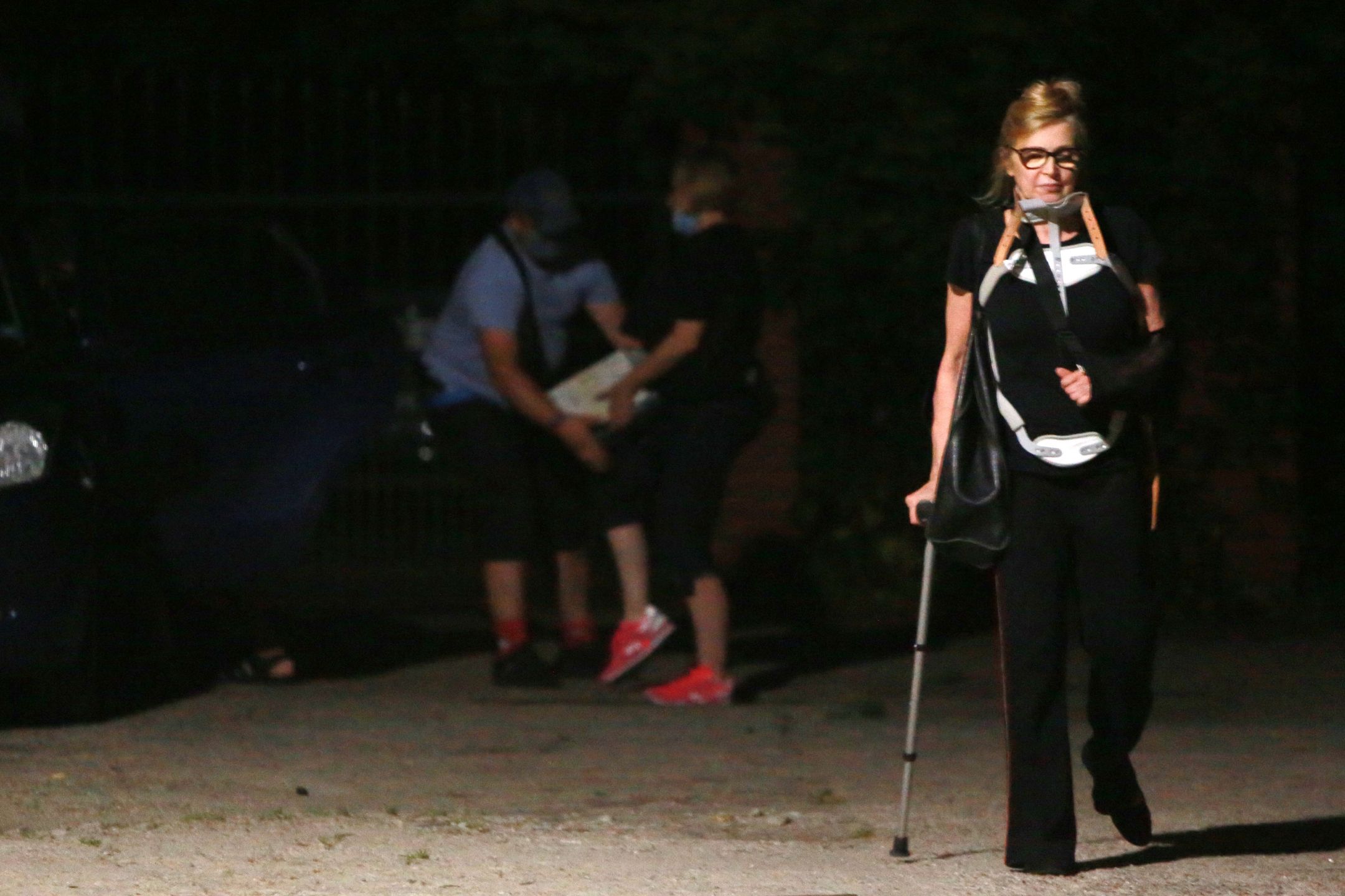 Sylwia Wysocka w asyście policji próbuje odzyskać swoje rzeczy
