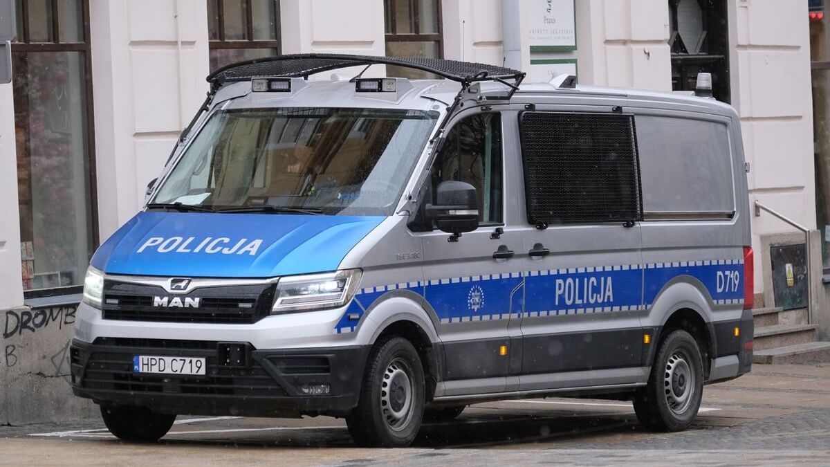 Radiowóz Oddziału Prewencji Policji
