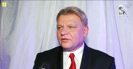 Producent O KLĘSCE "KAC WAWA": "Kwestia obyczajowości. TO KRAJ KATOLICKI!"