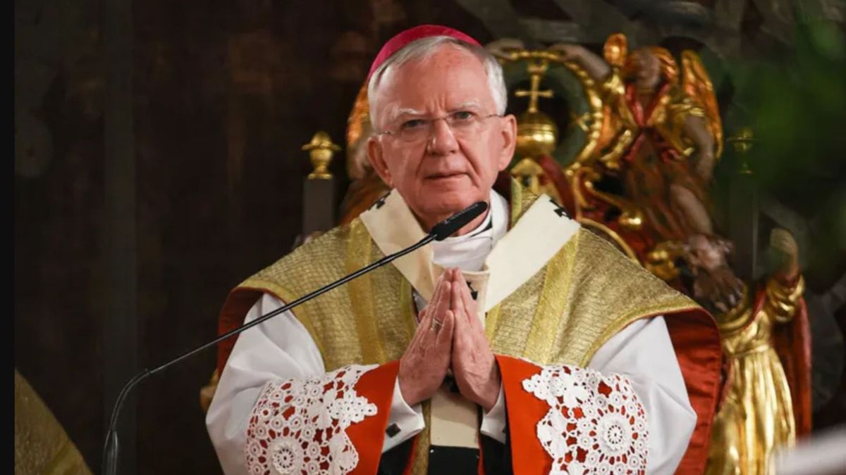 Abp Jędraszewski grzmi w 1 niedzielę adwentu. Chodzi o religię i