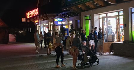 Sprawdziliśmy, co działo się na Podhalu przed weekendem. Takiego oblężenia sklepu dawno nie widzieliśmy